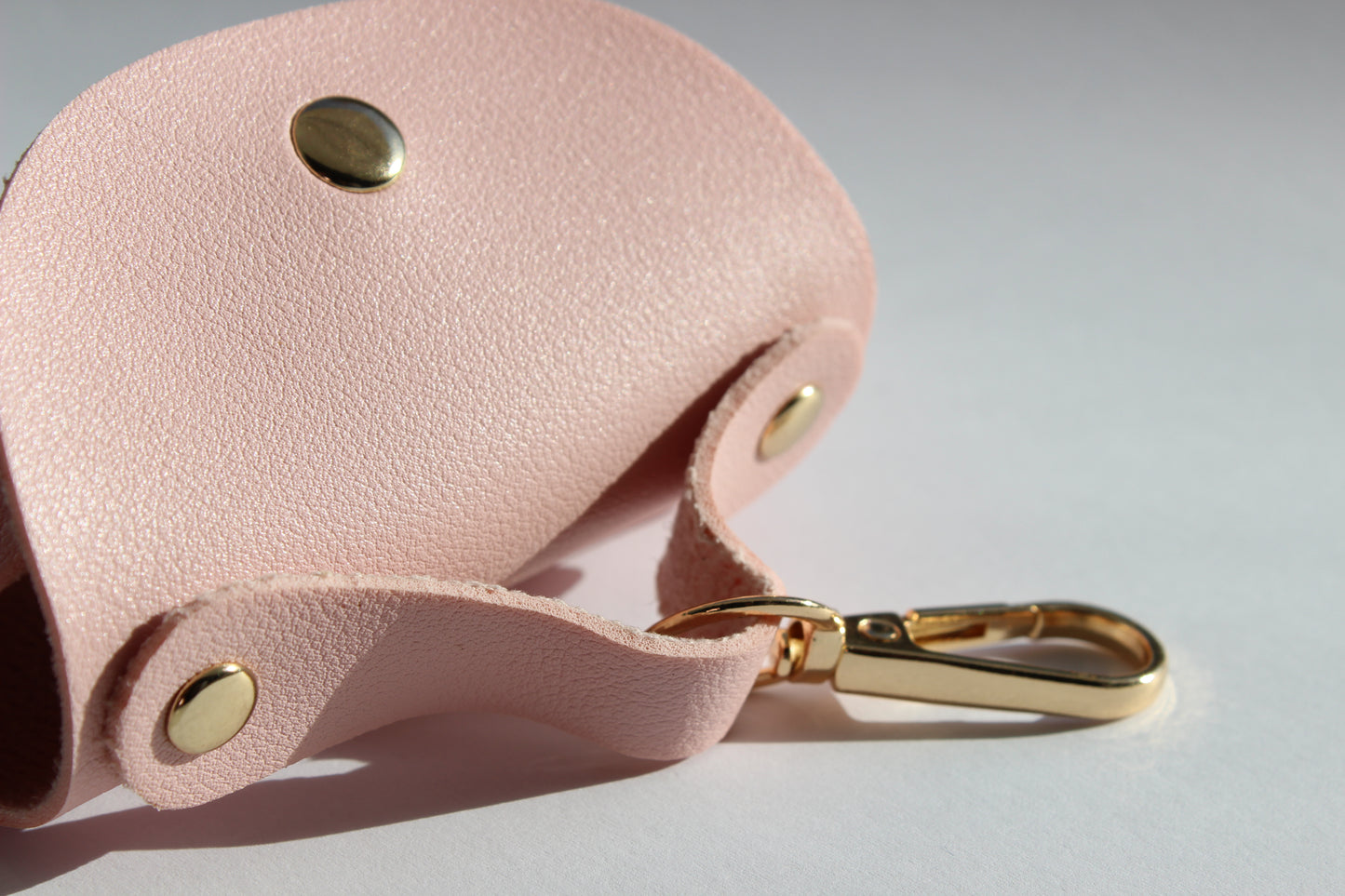 Vegan leather 
Poop bag holder - baby pink